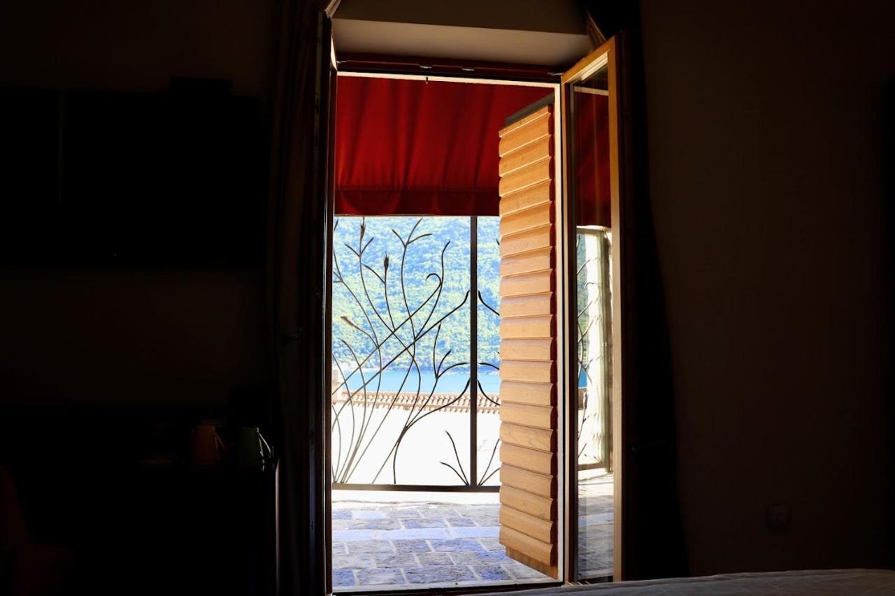 Monte Bay Retreat Villa (Adults Only) 페라스트 외부 사진